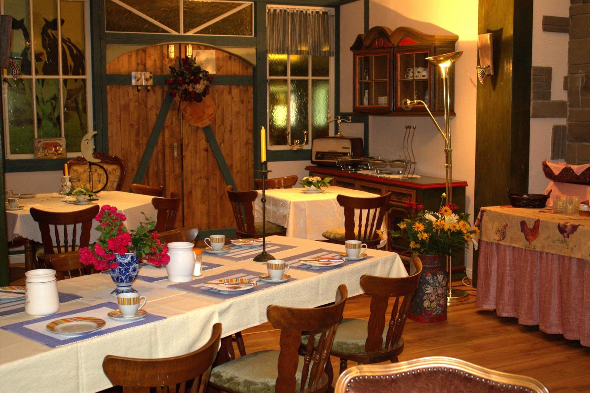 Landhaus Tewel Hotel Mit Restaurant מראה חיצוני תמונה
