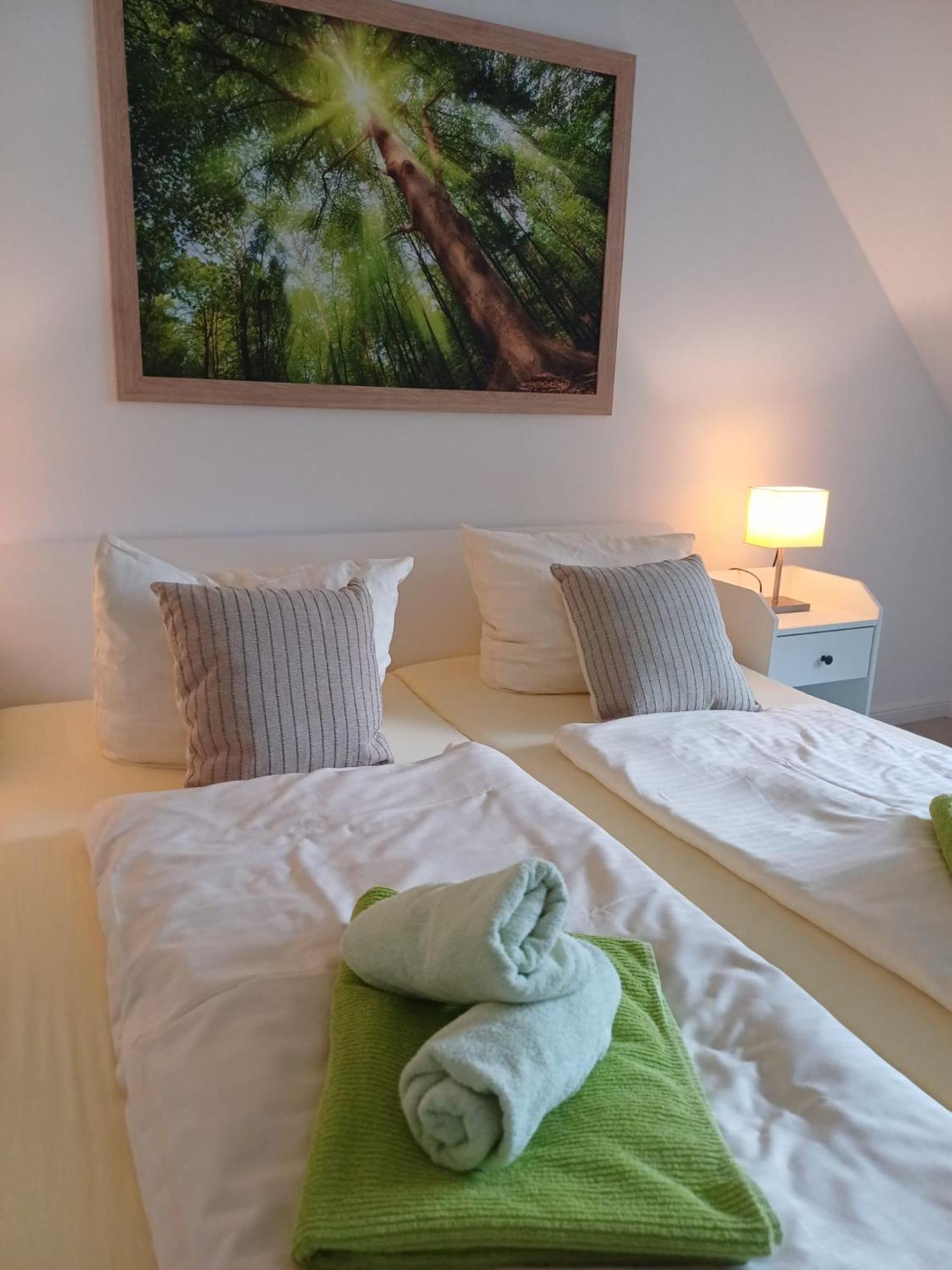 Landhaus Tewel Hotel Mit Restaurant מראה חיצוני תמונה