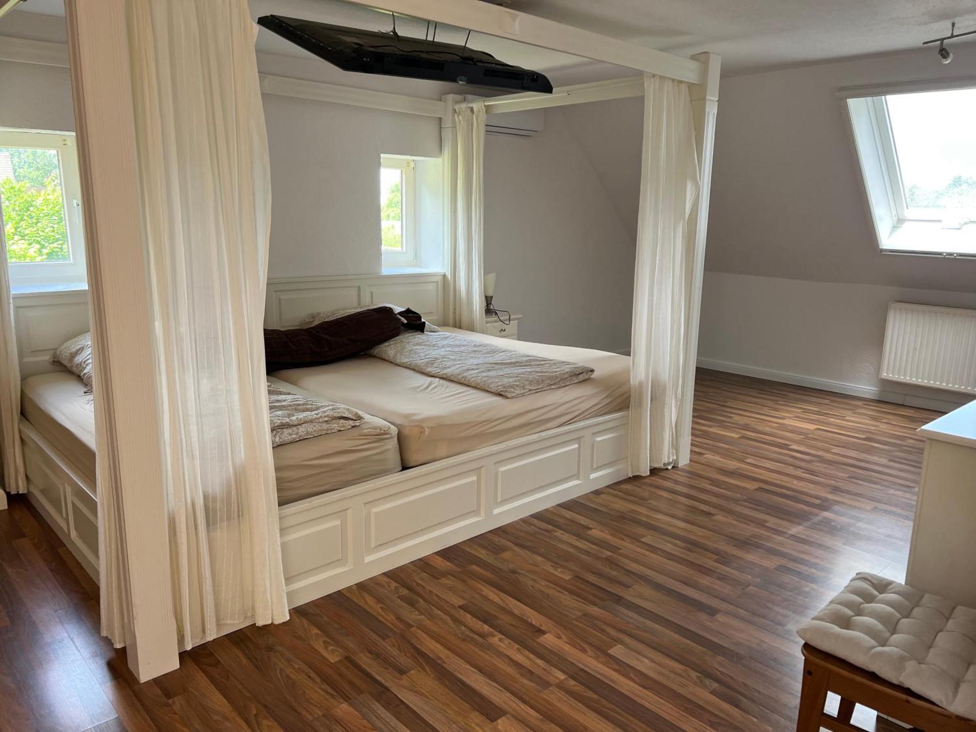 Landhaus Tewel Hotel Mit Restaurant מראה חיצוני תמונה